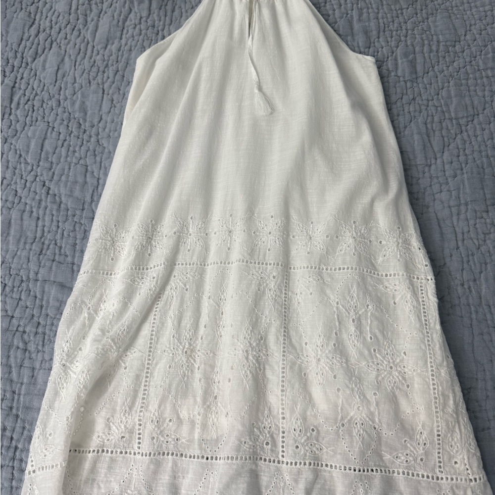 Vineyard Vines White Dress with Embroidery